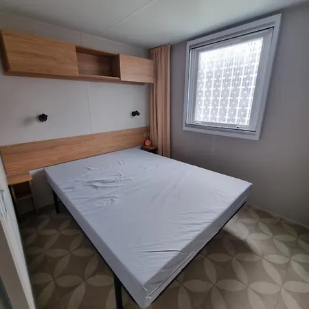 Tres Jolie Mobil 3 418 *